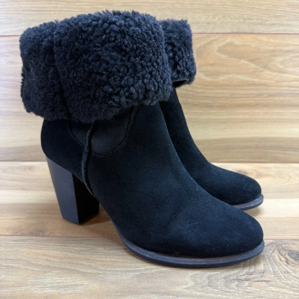 UGG Charlee Heeled Bootie Womens 7 Black Suede Zip Stacked Heel Festival Chic